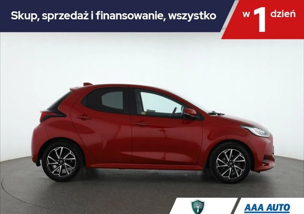 Toyota Yaris cena 86000 przebieg: 19616, rok produkcji 2022 z Pruszków małe 211